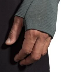 Brooks Notch Thermal Mens Long Sleeve Running Shirt 13 Brooks Notch Thermal Mens Long Sleeve Running Shirt -Pulley Shop 22125 DARKOYSTER392 3 2d335871 ffd1 40ae ab21 9ab33d5f384e