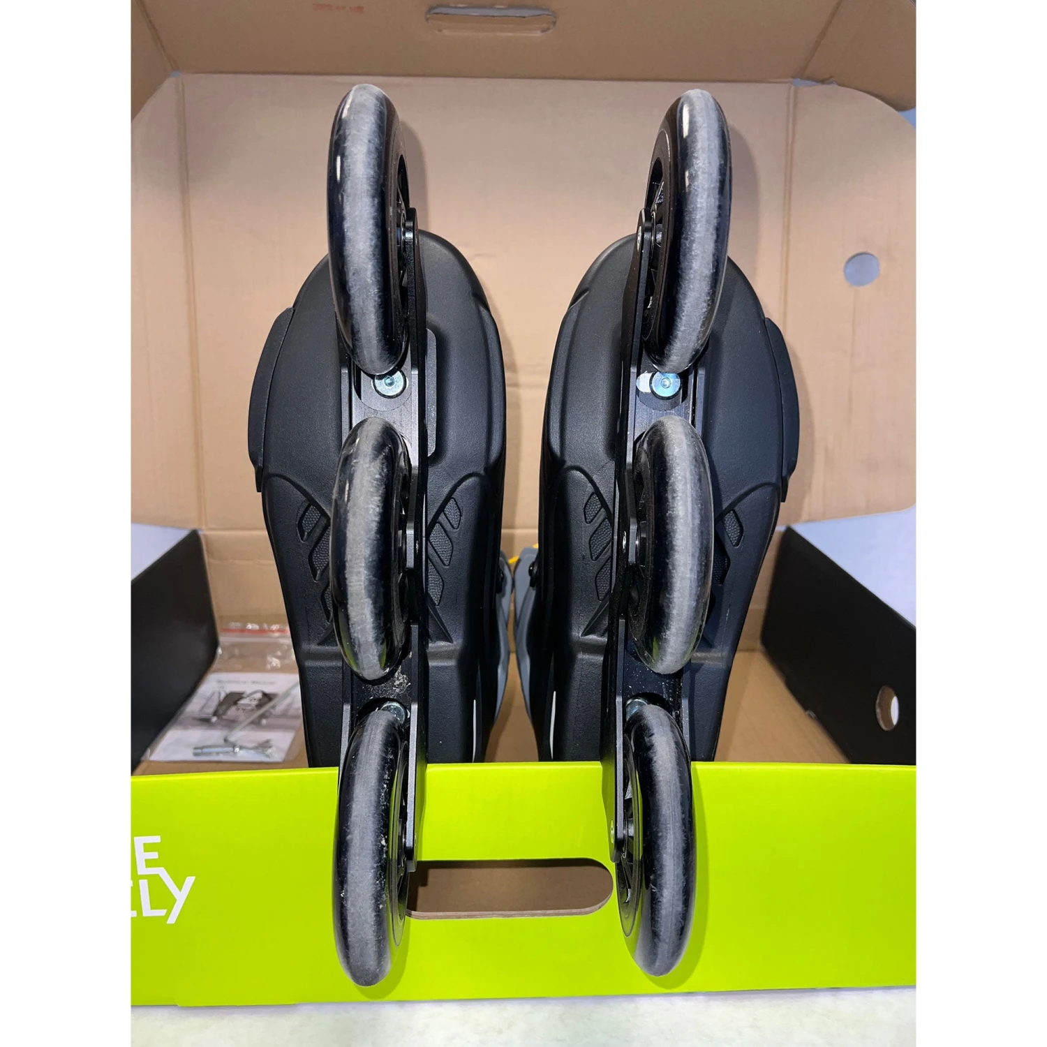 Rollerblade RB 110 Unisex Urban Inline Skates (Size 13 Lightly Used) 6 Rollerblade RB 110 Unisex Urban Inline Skates (Size 13 Lightly Used) - Image 4