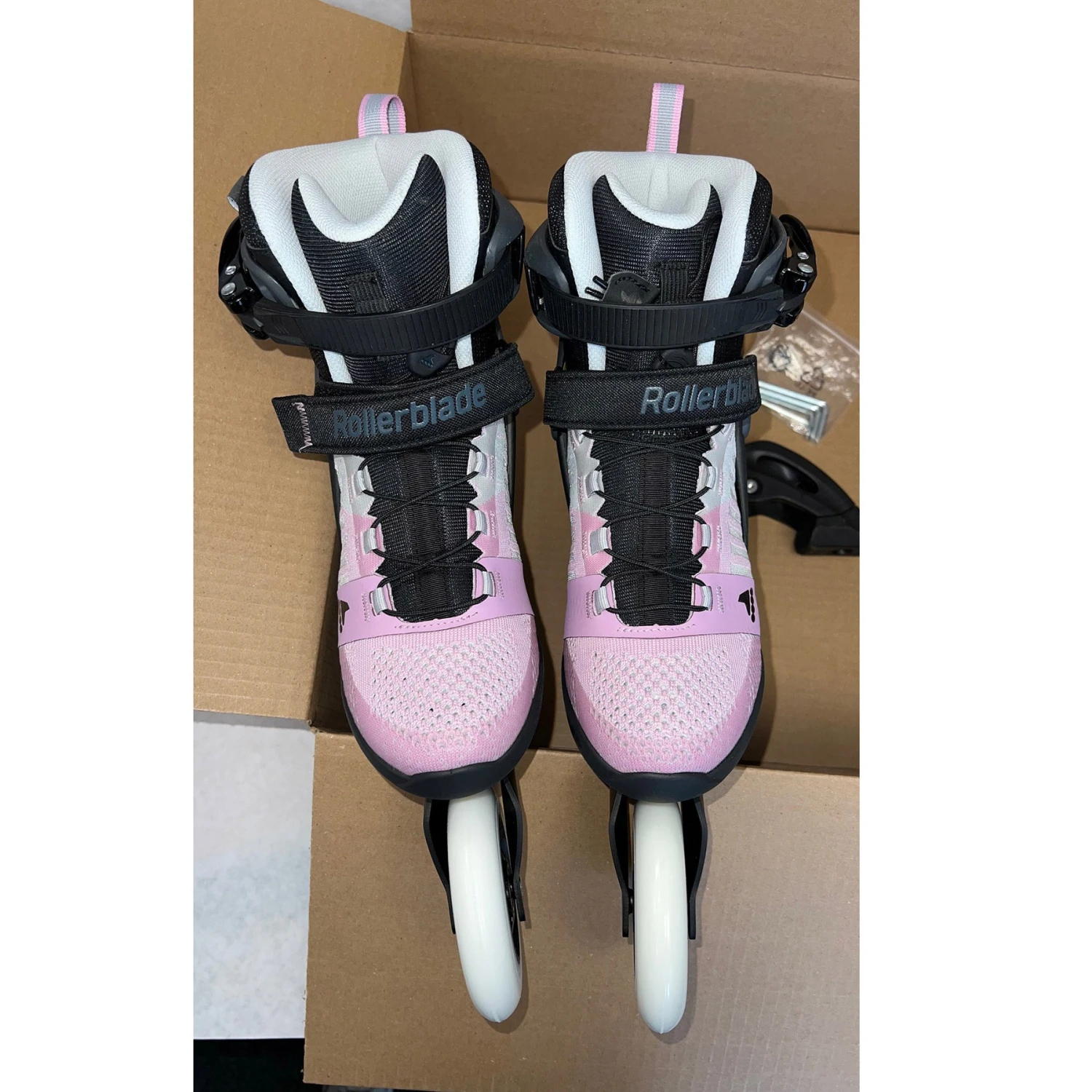 Rollerblade Macroblade 110 3WD Womens Inline Skates (Size 9 NEW Open Box) 5 Rollerblade Macroblade 110 3WD Womens Inline Skates (Size 9 NEW Open Box) - Image 3