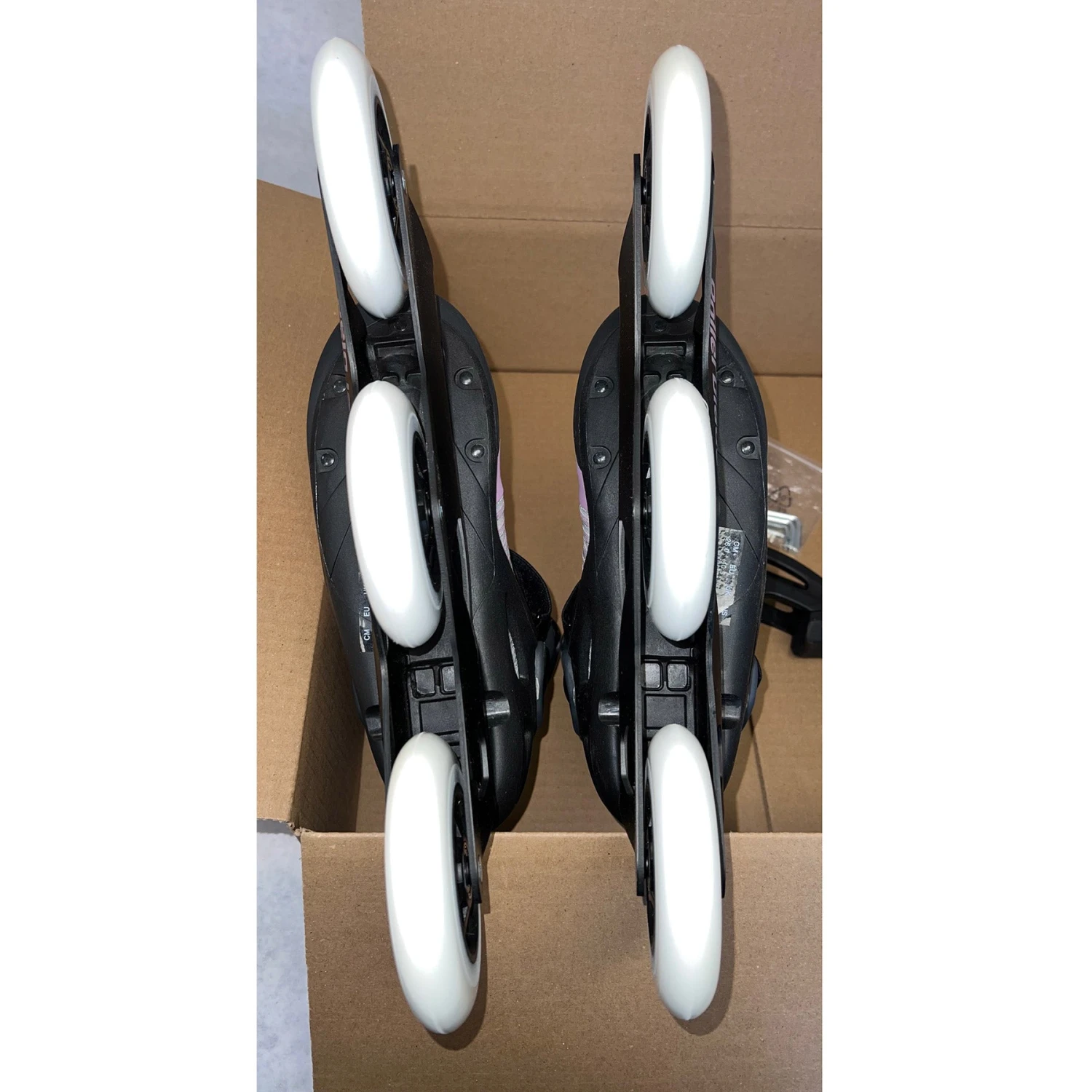 Rollerblade Macroblade 110 3WD Womens Inline Skates (Size 9 NEW Open Box) 7 Rollerblade Macroblade 110 3WD Womens Inline Skates (Size 9 NEW Open Box) - Image 5