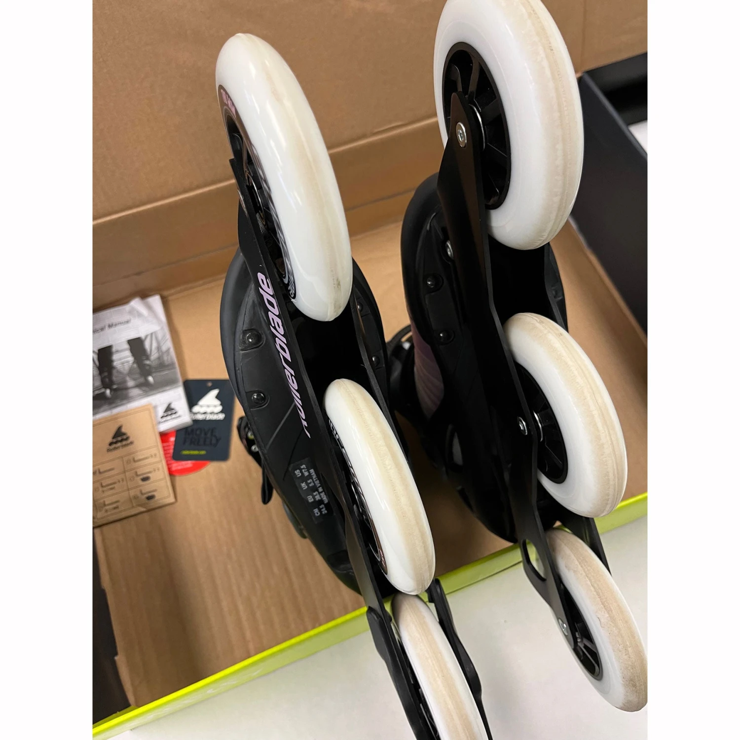 Rollerblade Macroblade 110 3WD Womens Inline Skates - (Size 7.5 Lightly Used) 8 Rollerblade Macroblade 110 3WD Womens Inline Skates - (Size 7.5 Lightly Used) - Image 6