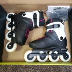Rollerblade Twister Edge Womens Urban Inline Skates - (Size 7 Lightly Used) -Pulley Shop 30499 BLACKWHTMAG 5